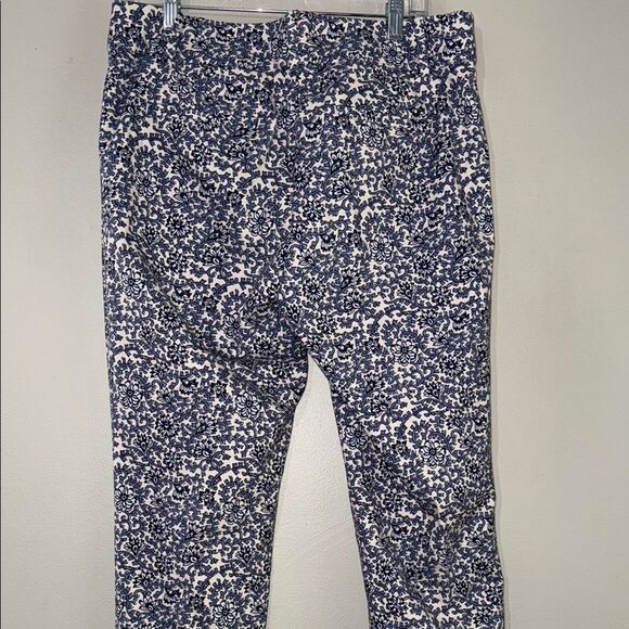 LOFT Blue and White Chinos with Floral Pattern - Picture 7 of 9